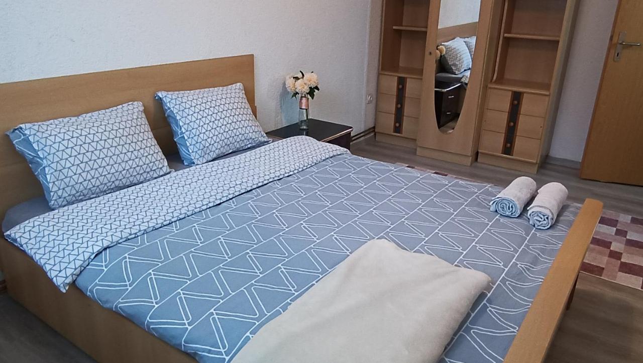 City Park Apartments プリシュティナ エクステリア 写真